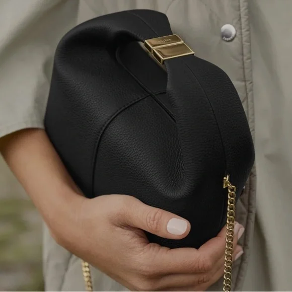 🖤 Polène Béri Bag in Black Polene Bag with gold chain with box - Picture 6 of 12